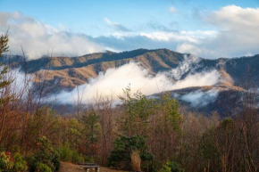 Real Log Cabin With Amazing Views, Hot Tub, Sauna, Games Gatlinburg